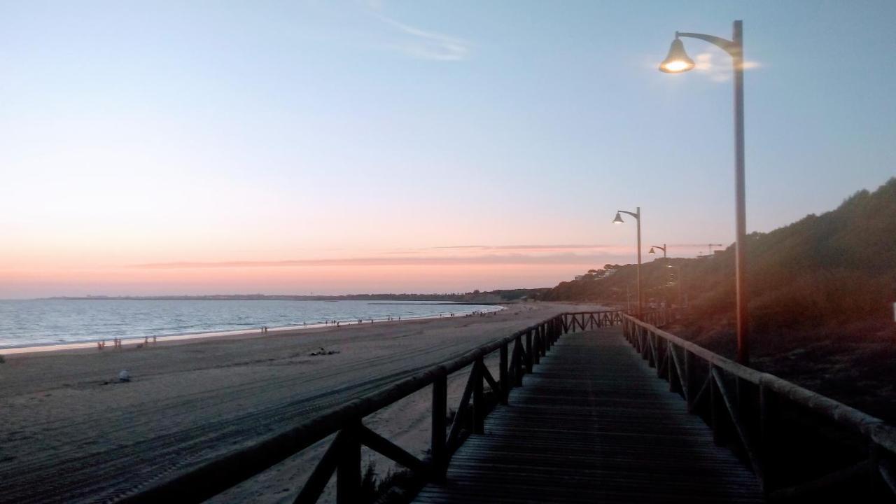 Primera línea playa Puerto Santa María vistas infinitas Limpieza excepcional PARKING El Puerto de Santa María Exterior foto